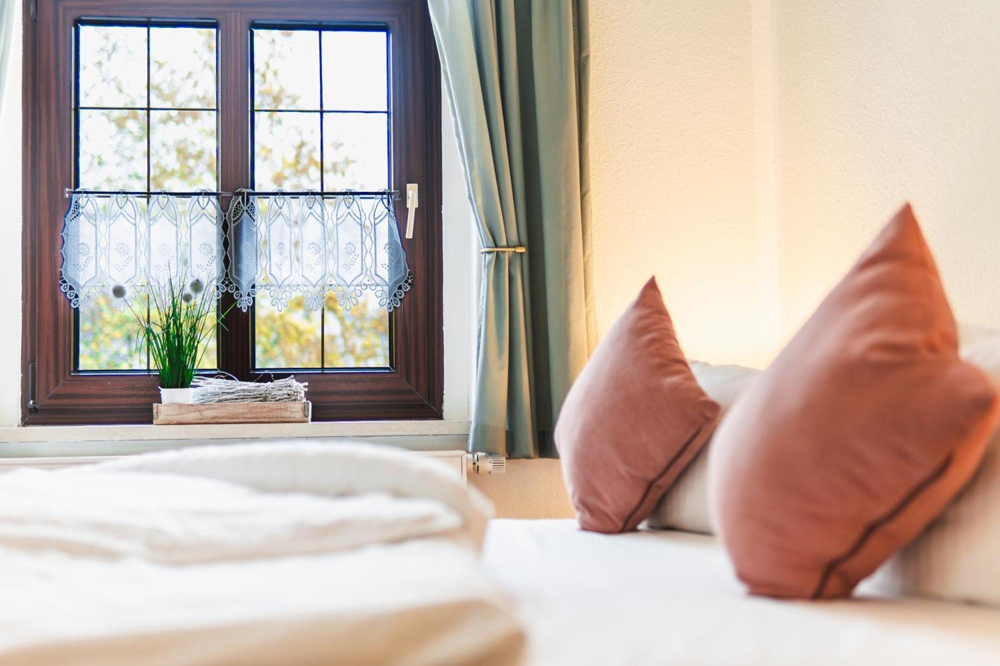 Gasthof Und Pension Hammerschaenke Wildenthal Chambre photo